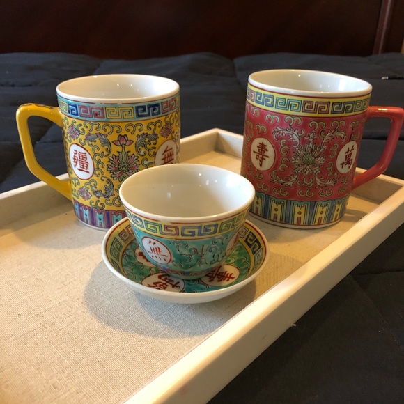 Teapot with Matching Mugs set - Picture 10 of 13